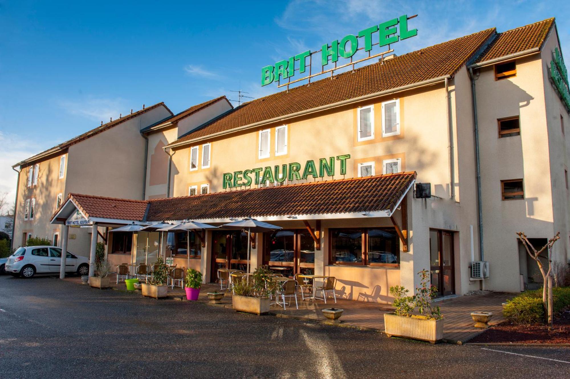 Brit Hotel Agen - L'Aquitaine Ле-Пассаж Экстерьер фото